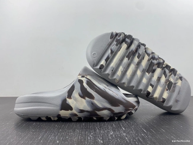 Slide Adidas Yeezy GZ5553 0805
